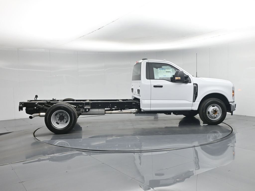 New 2026 Ford F350 XL image 18