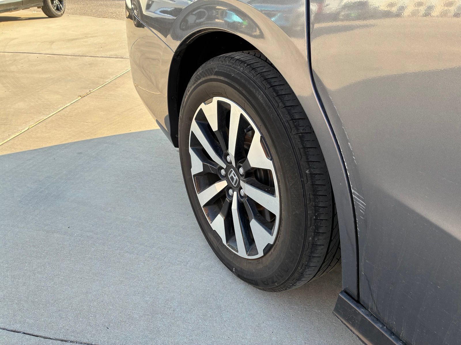 Used 2025 Honda Odyssey EX-L image 13