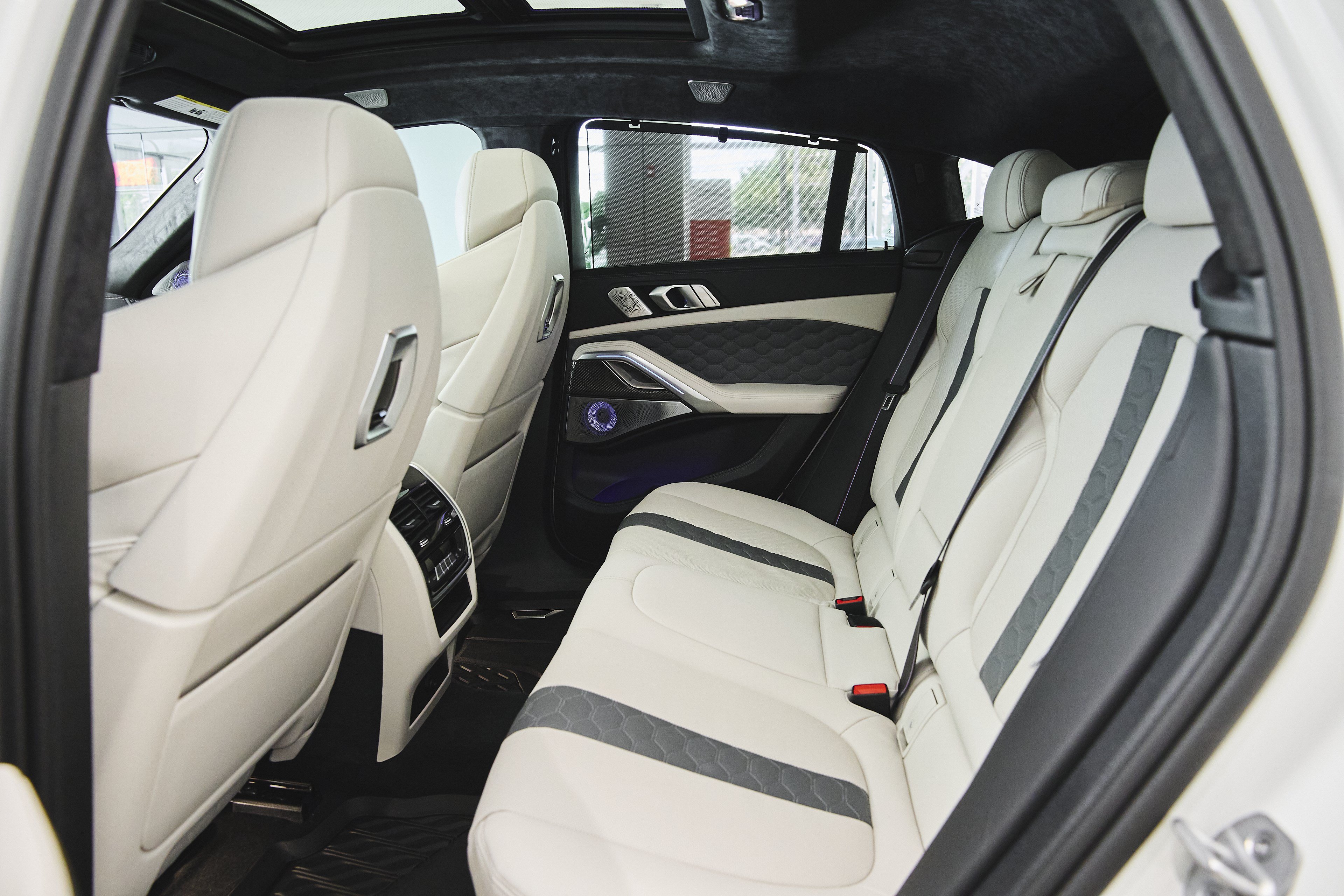 Used 2026 BMW X6 M Competition w/ Executive Package AWD/4WD image 29