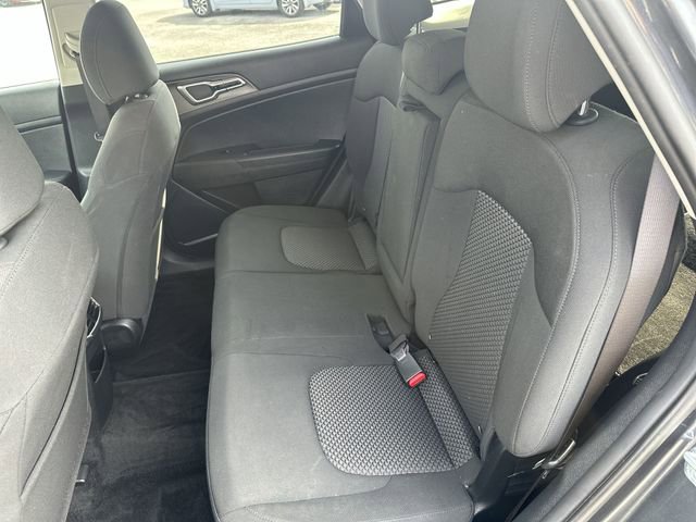 Used 2023 Kia Sportage LX image 25
