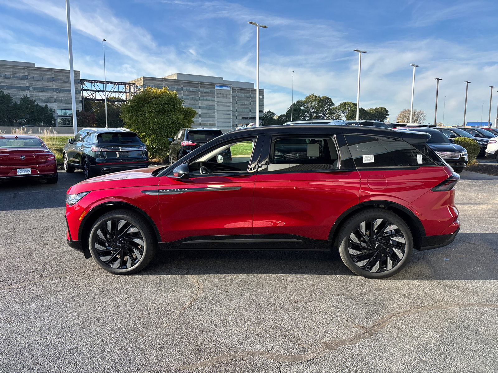 New 2026 Lincoln Nautilus Reserve image 4