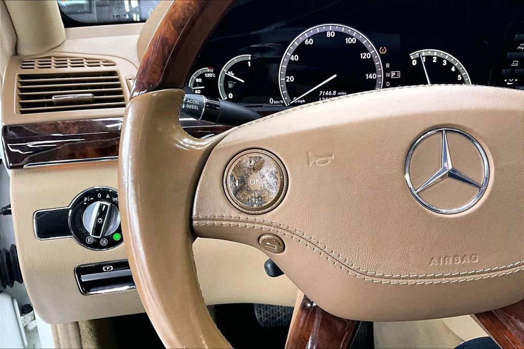 Used 2009 Mercedes-Benz S 550 4MATIC image 11