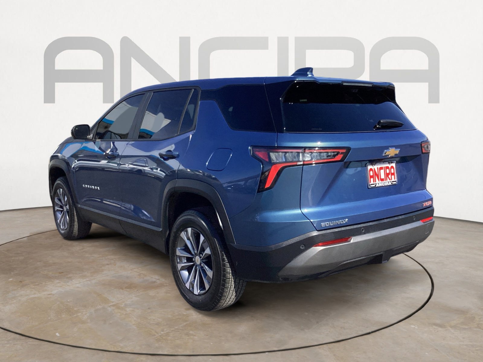 Used 2025 Chevrolet Equinox LT w/ Safety and Technology Package image 12