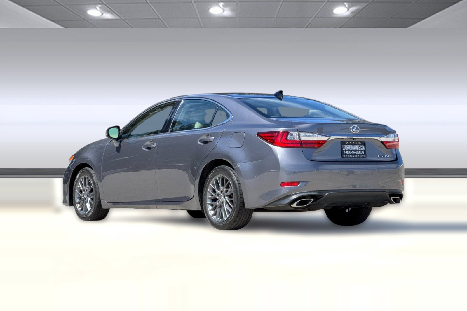 Used 2018 Lexus ES 350 w/ Navigation System Package FWD image 3