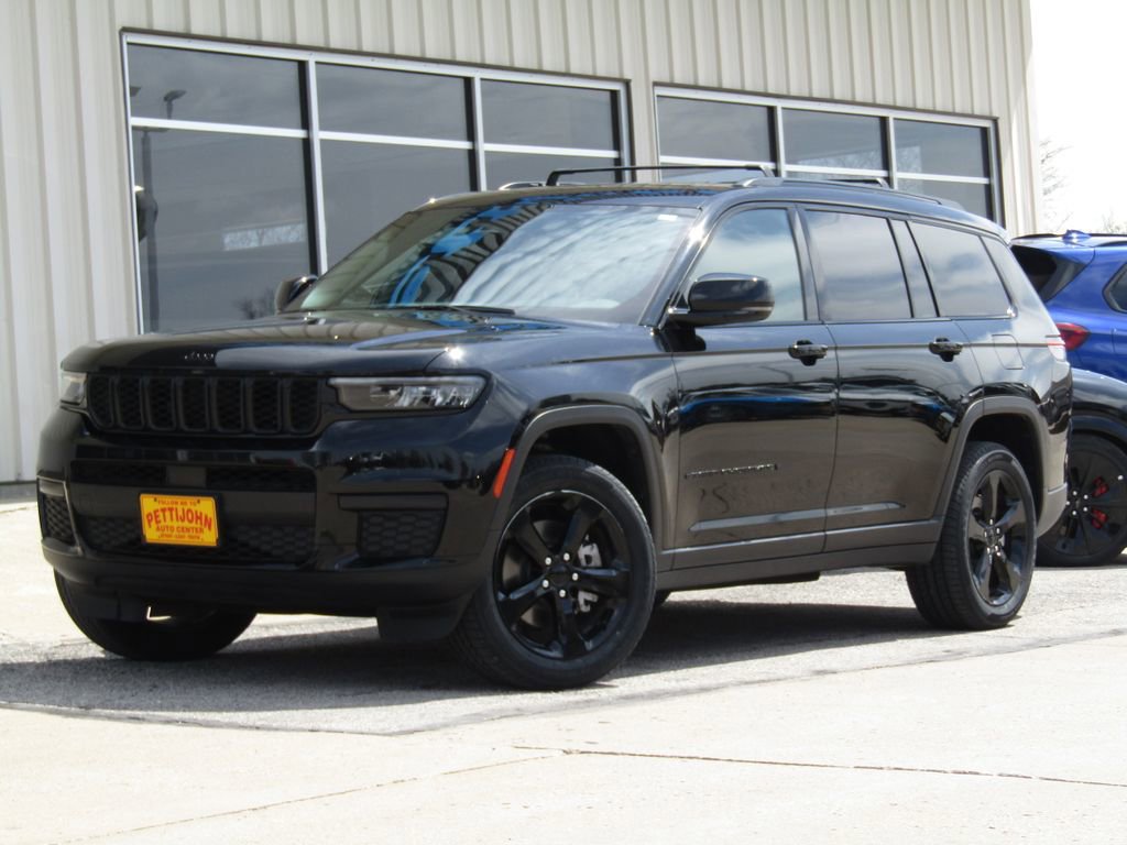 Used 2024 Jeep Grand Cherokee L Altitude AWD/4WD image 12