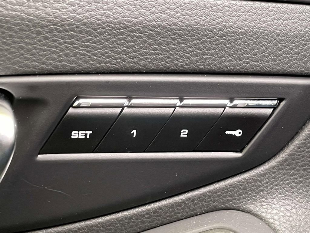 Certified 2025 Porsche 718 Cayman S image 29