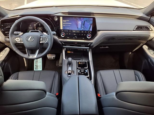 New 2026 Lexus TX 500h AWD image 16