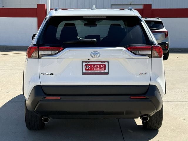 Used 2024 Toyota RAV4 XLE image 5