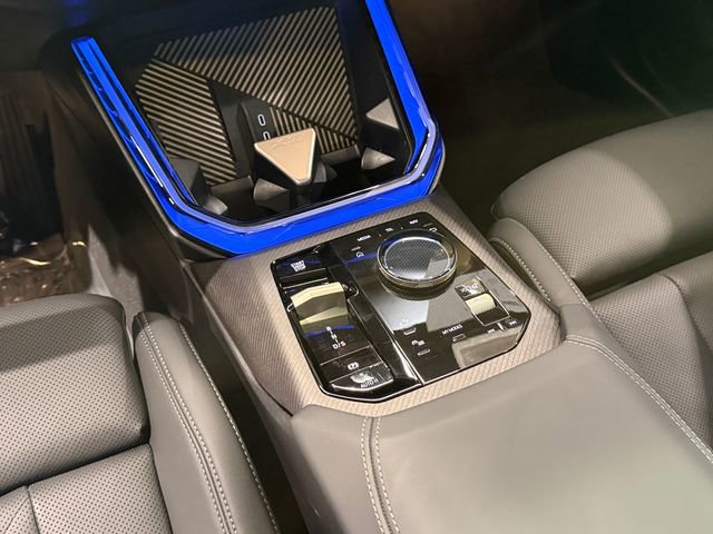 Certified 2025 BMW X3 xDrive30i w/ Premium Package image 15