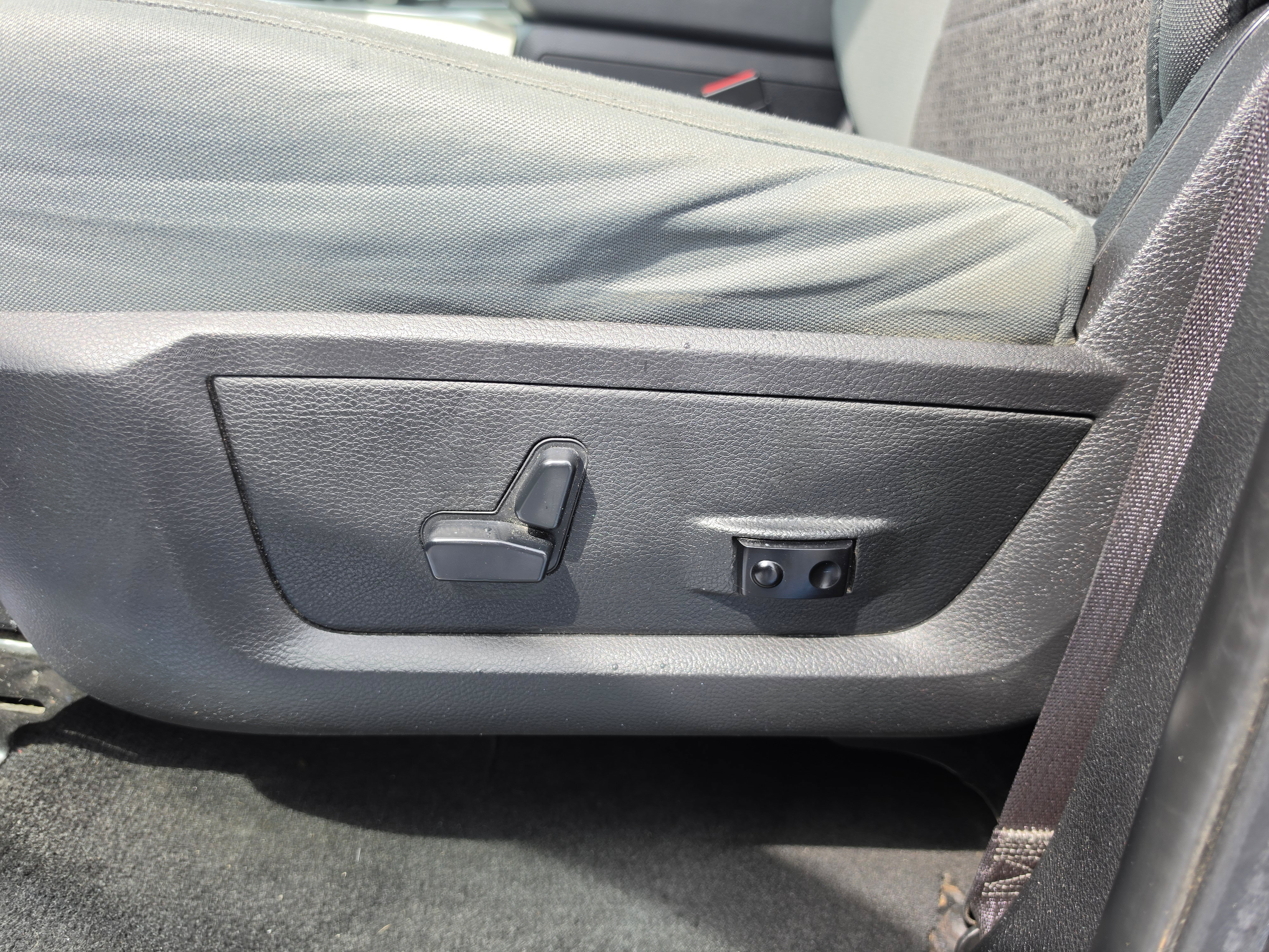 Used 2017 RAM 1500 Big Horn AWD/4WD image 13