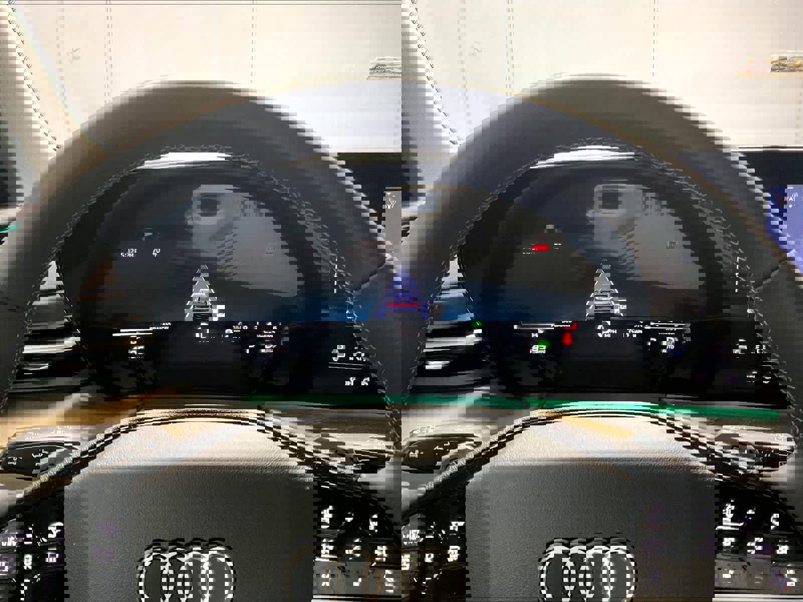 Certified 2025 Audi Q5 Premium Plus w/ Premium Plus image 21