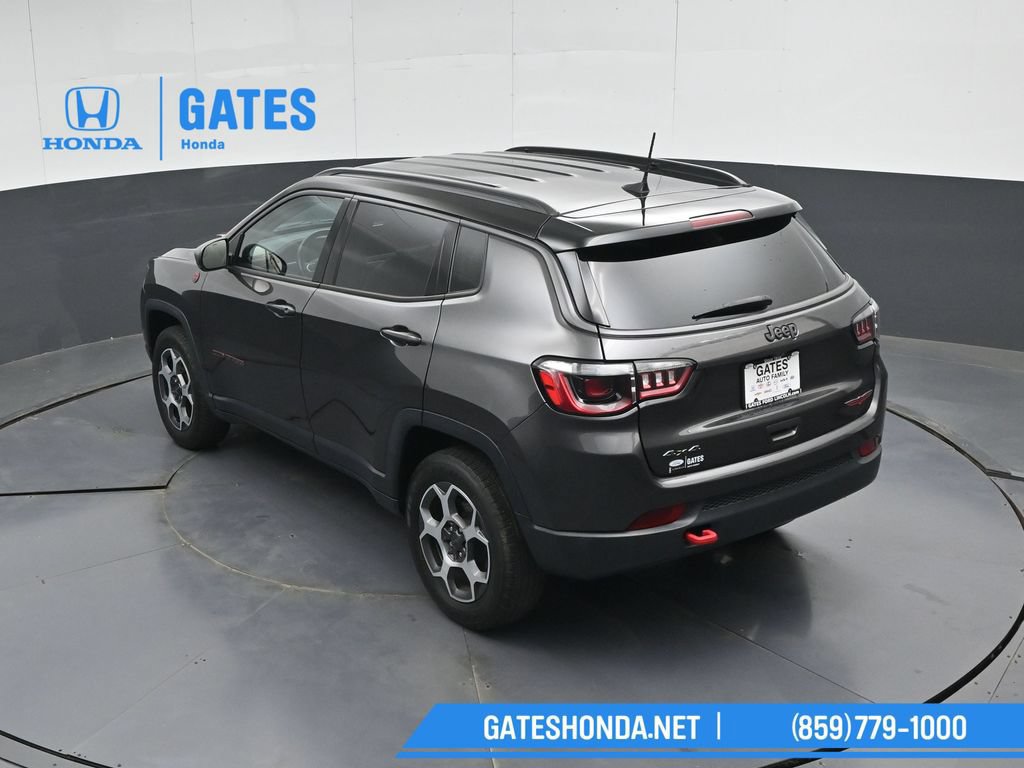 Used 2022 Jeep Compass Trailhawk w/ Trailhawk Convenience Group AWD/4WD image 49