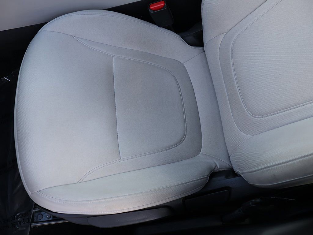 Used 2025 Hyundai Tucson SE image 28