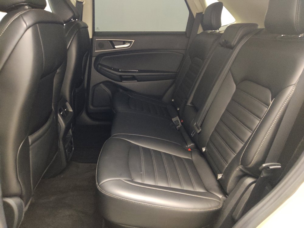 Used 2020 Ford Edge SEL w/ Convenience Package image 18