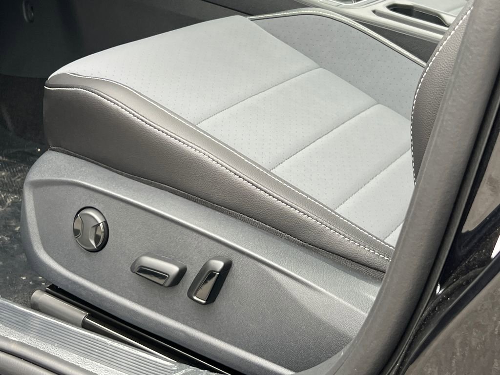 New 2026 Volkswagen Jetta SE image 19