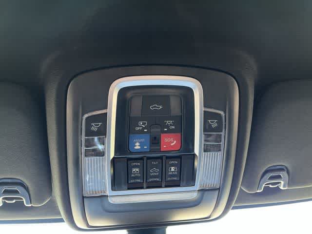 Used 2022 RAM 2500 Laramie AWD/4WD image 35