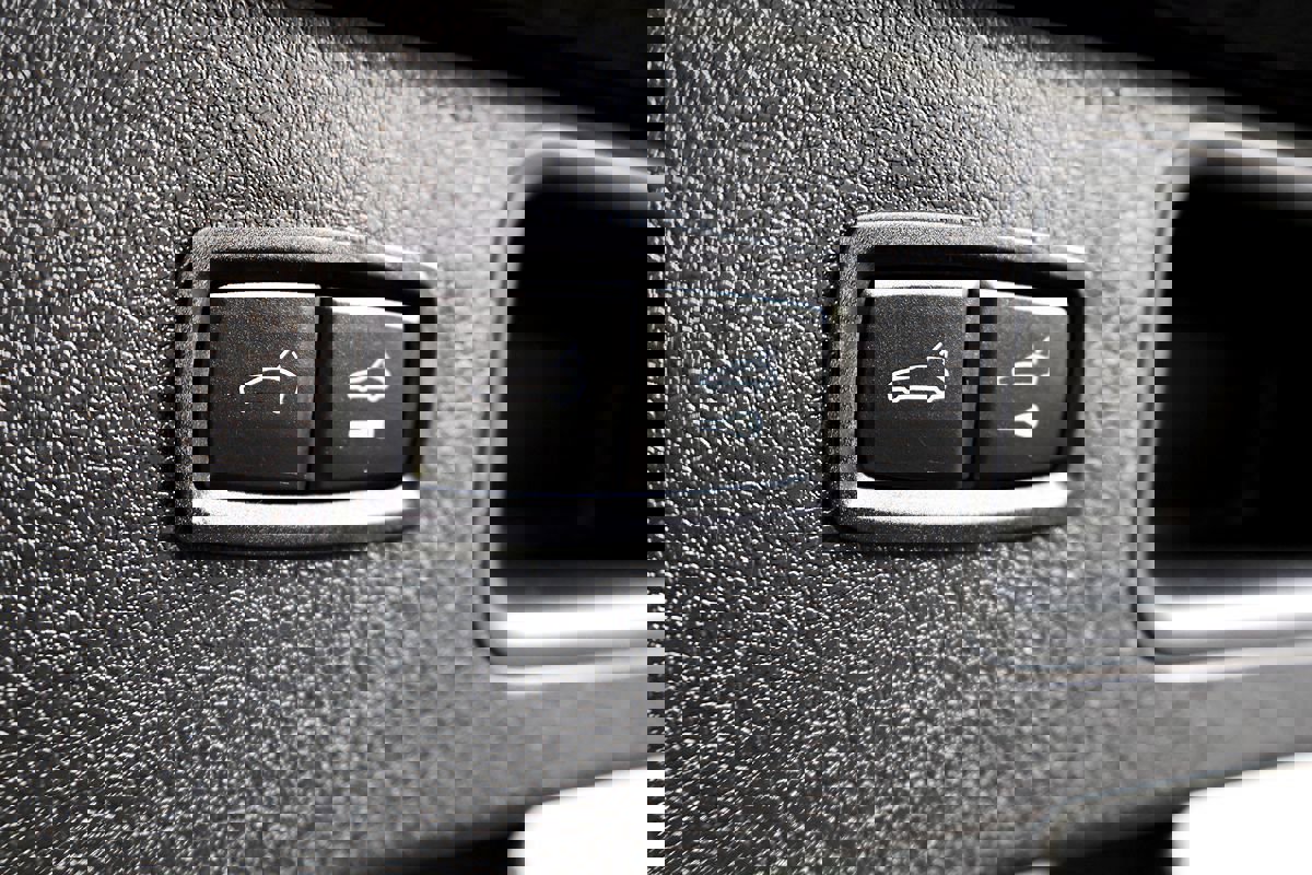 Used 2017 Porsche Macan S image 51