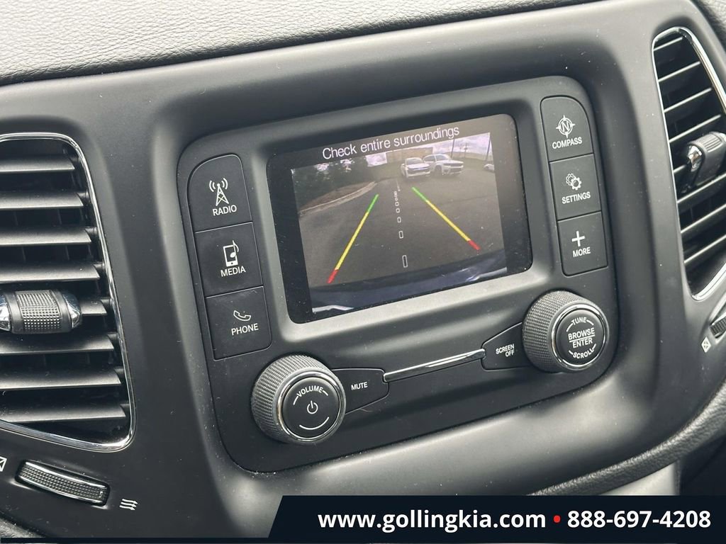 Used 2018 Jeep Compass Sport image 24