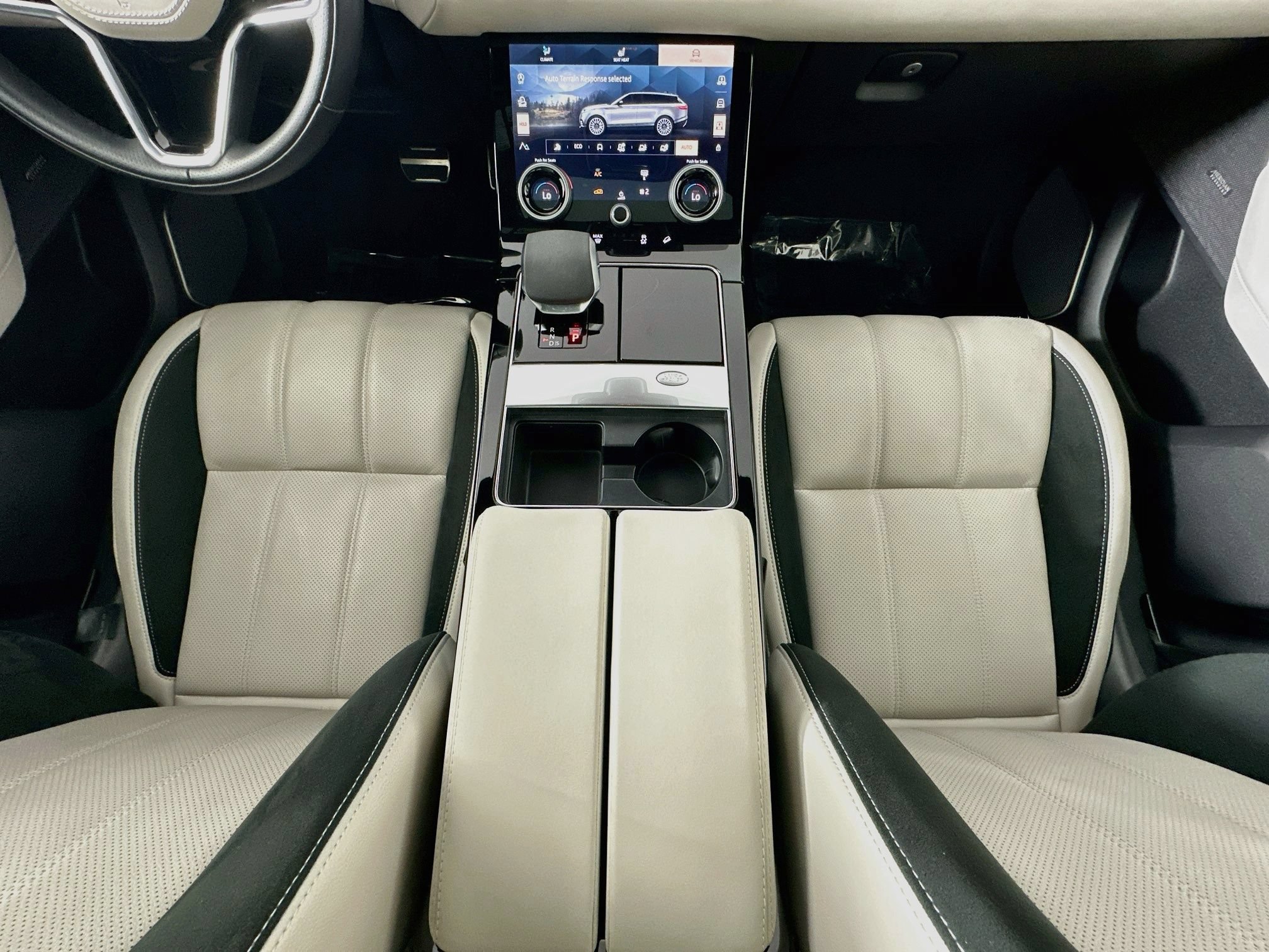 Certified 2023 Land Rover Range Rover Velar HST AWD/4WD image 23