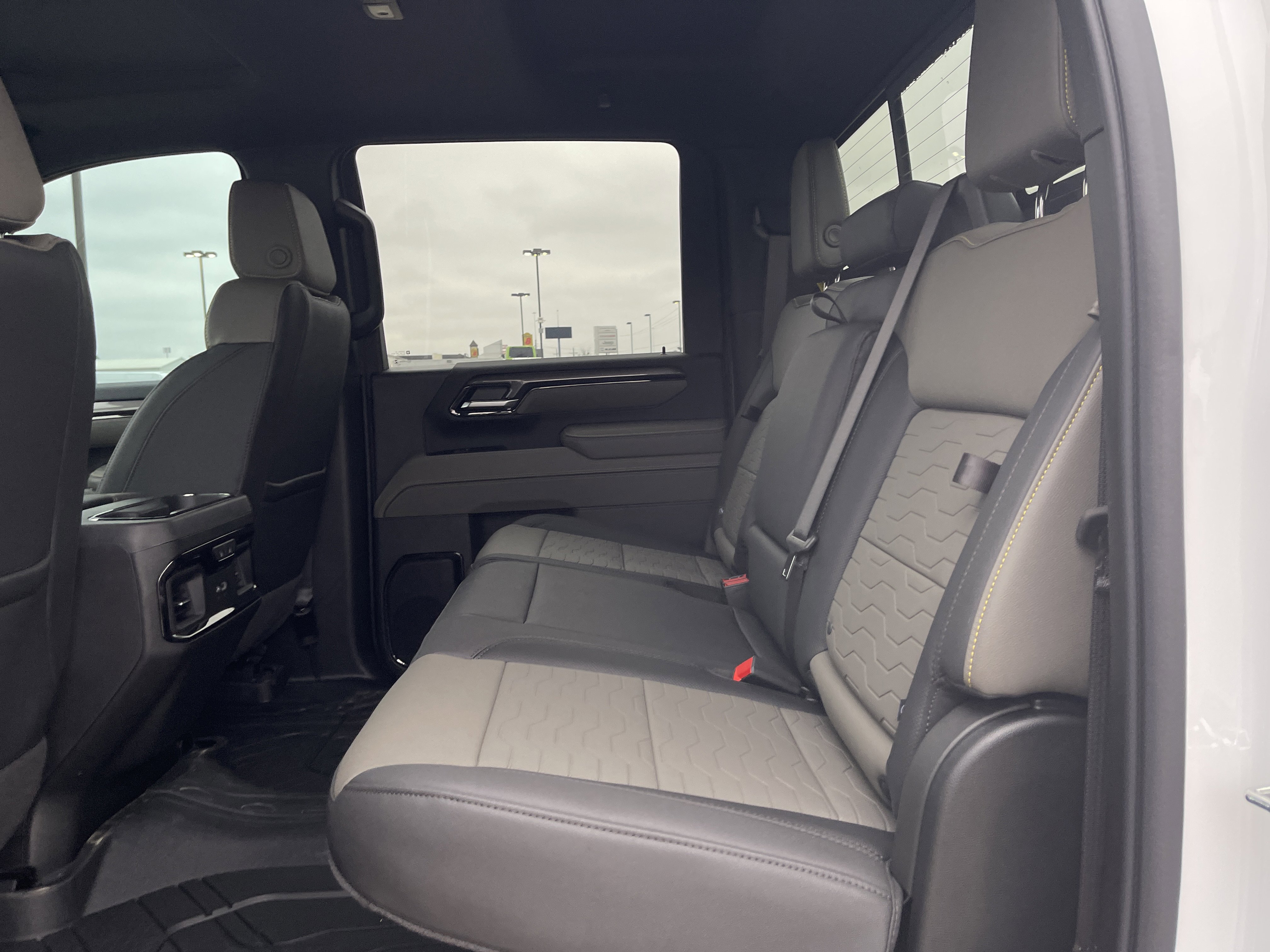 New 2026 Chevrolet Silverado 2500 ZR2 image 36