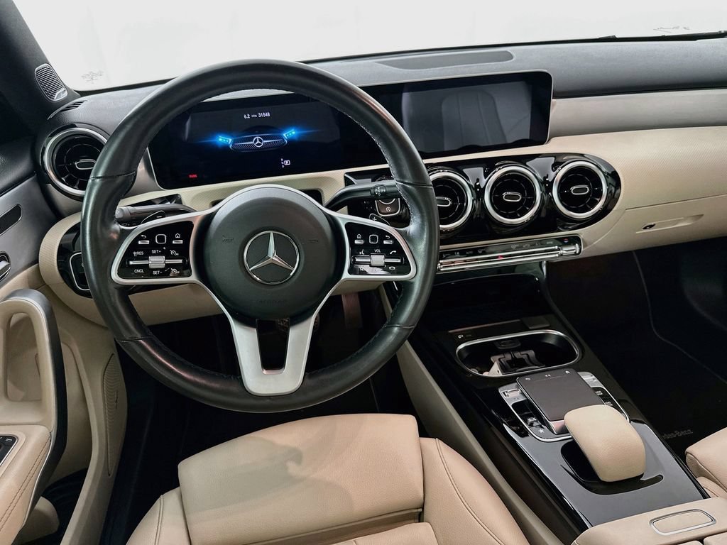 Used 2020 Mercedes-Benz A 220 4MATIC image 30