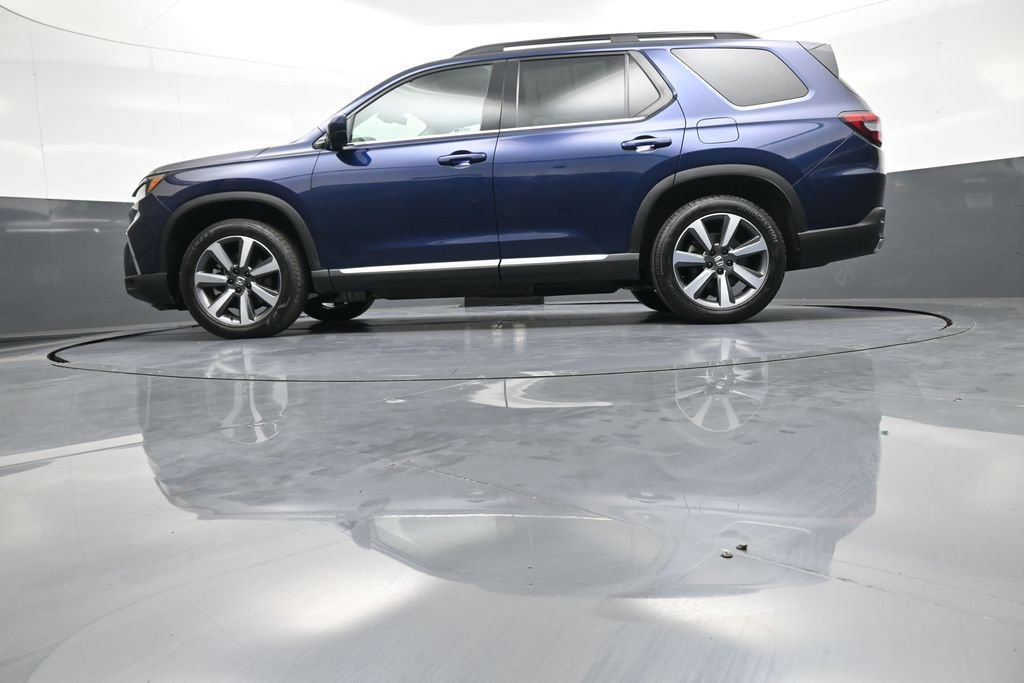 Certified 2024 Honda Pilot Touring image 36