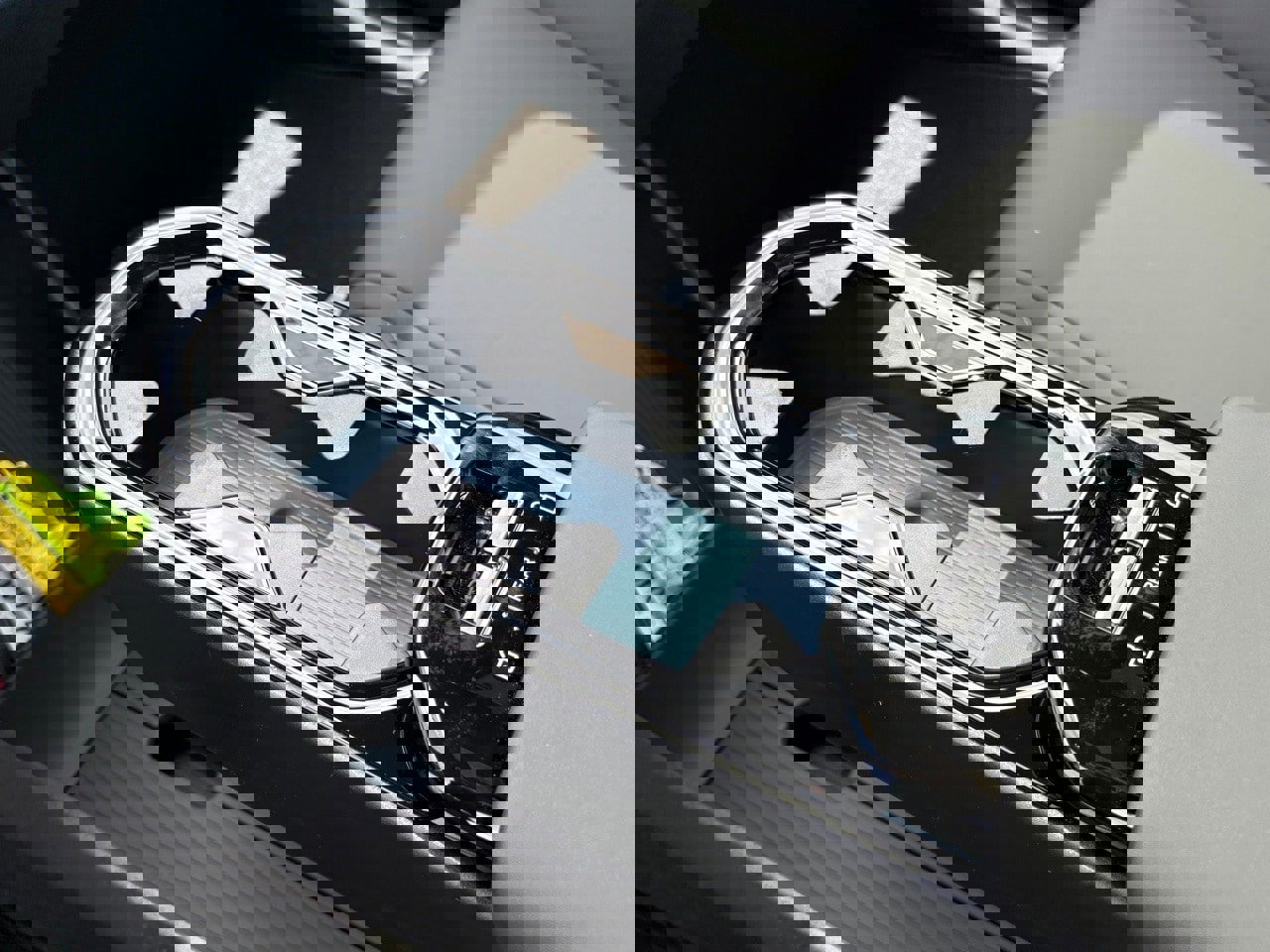 New 2025 Volvo EX30 Plus w/ Protection Package Premier image 11