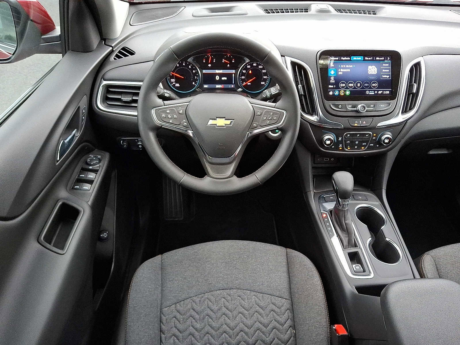 Used 2024 Chevrolet Equinox LT image 13