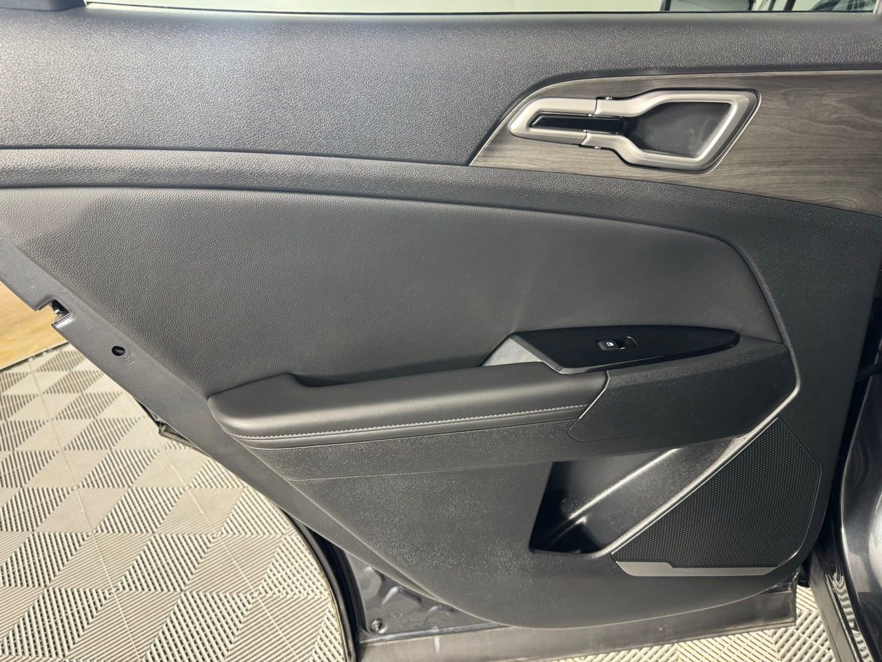 Used 2024 Kia Sportage X-Line w/ X-Line Premium Package image 26