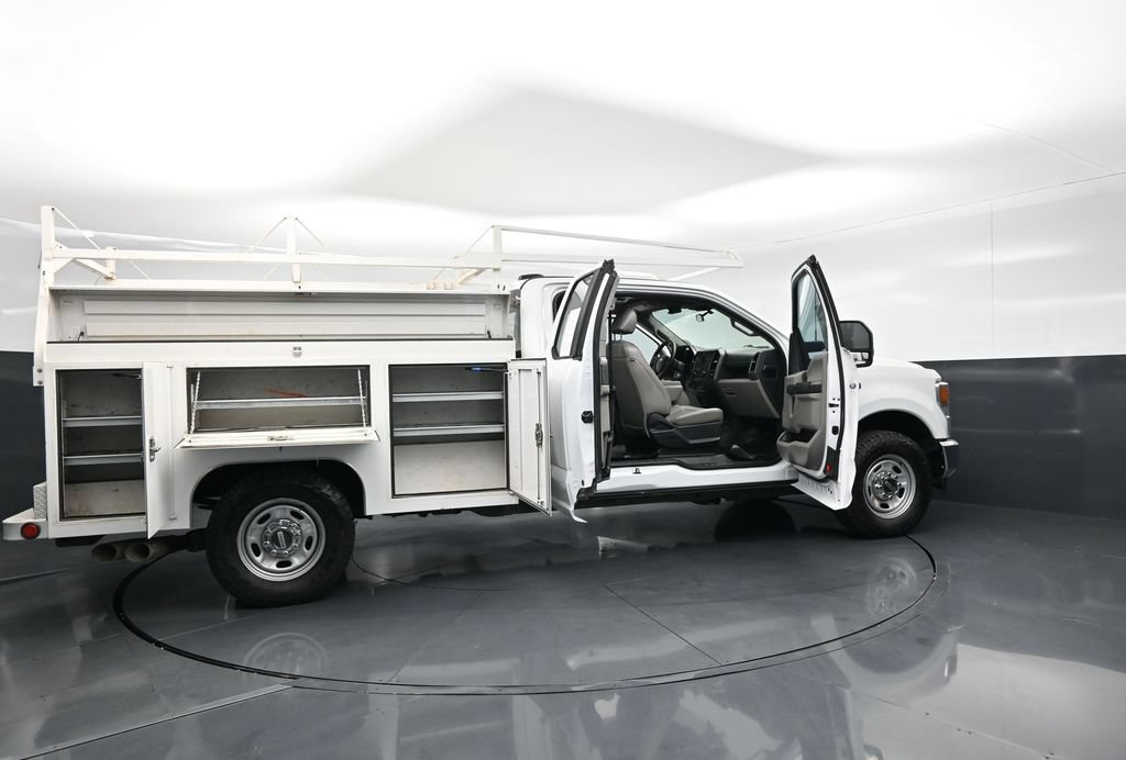 Certified 2022 Ford F250 XL w/ Power Equipment Group RWD image 24
