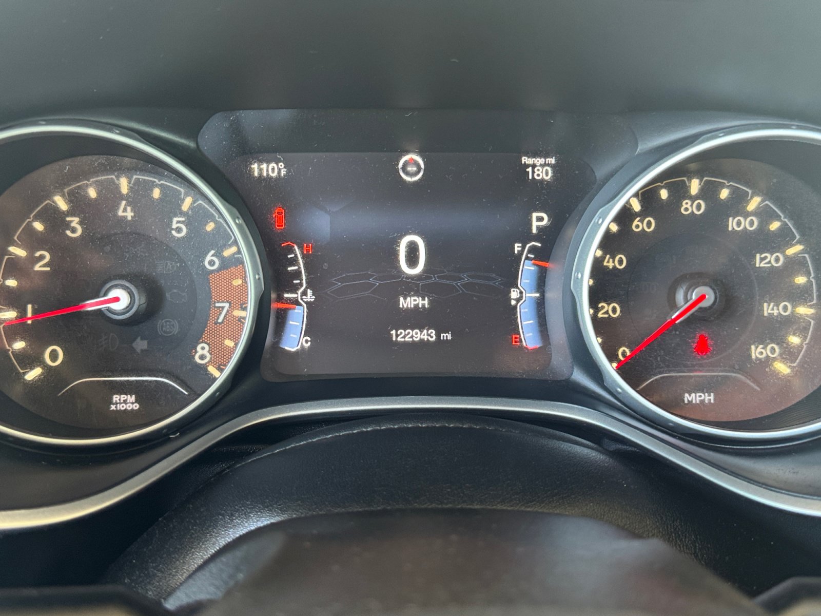 Used 2018 Jeep Compass Latitude w/ Popular Equipment Group FWD image 17