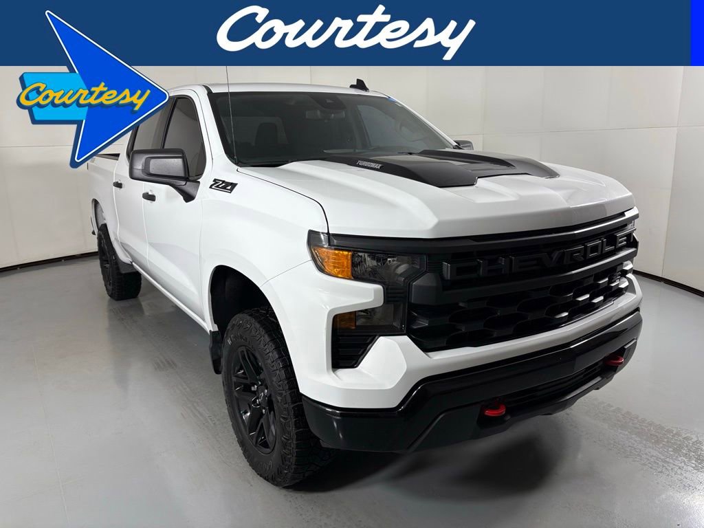 Used 2024 Chevrolet Silverado 1500 Custom Trail Boss w/ LPO, Dark Essentials Package image 1