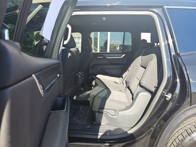 Used 2025 GMC Acadia Elevation AWD/4WD image 8