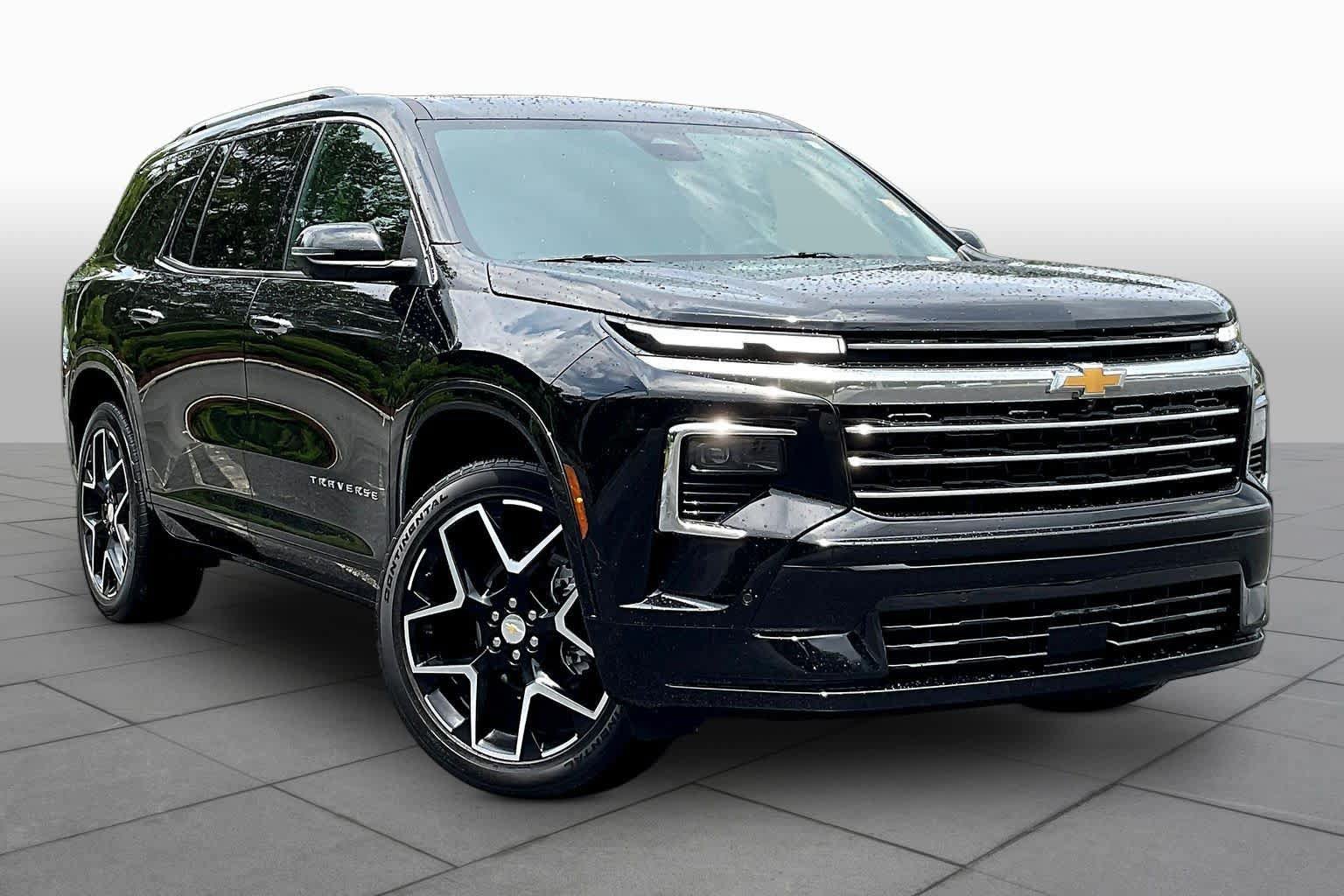 Used 2025 Chevrolet Traverse High Country w/ LPO, Floor Liner Package FWD image 5