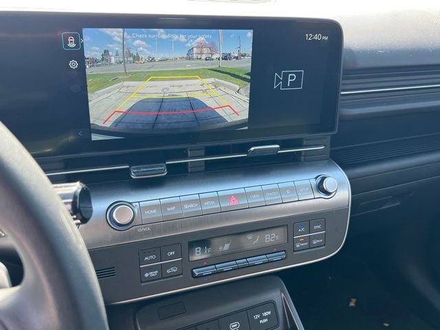 Certified 2025 Hyundai Kona SE image 24