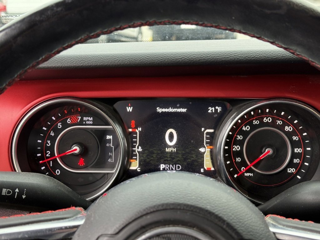 Used 2022 Jeep Wrangler Unlimited Rubicon w/ Cold Weather Group image 18