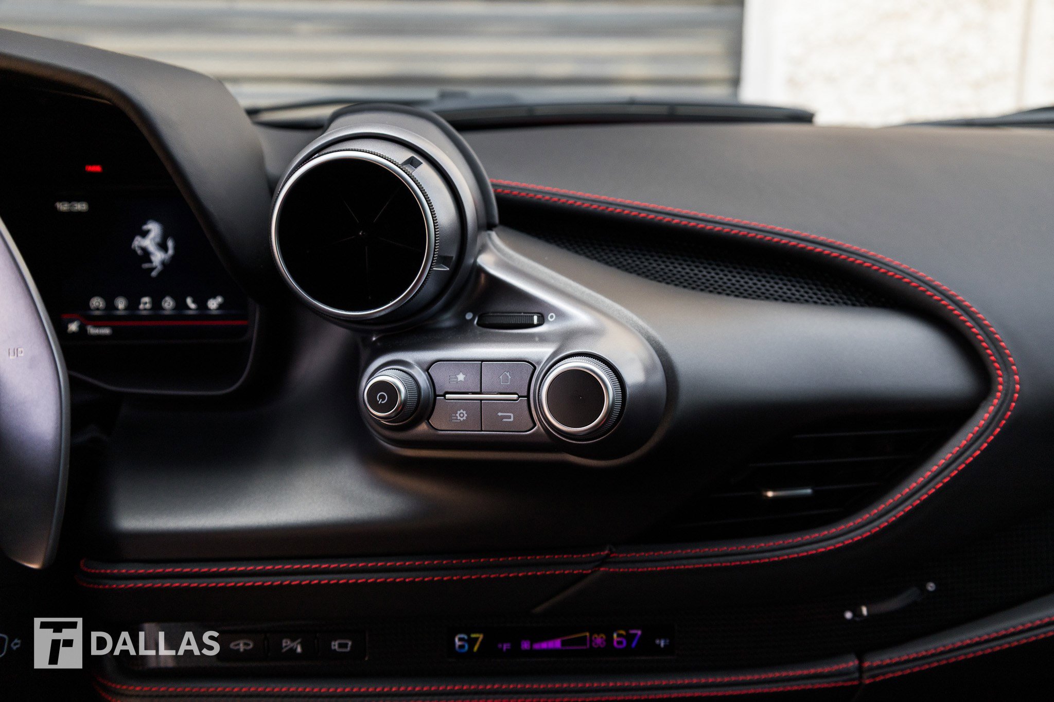Used 2020 Ferrari F8 Tributo RWD image 27