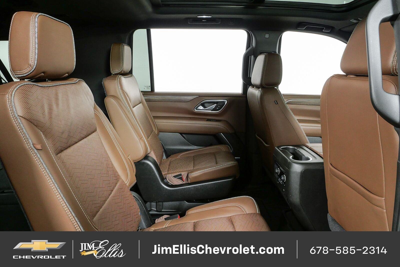Certified 2021 Chevrolet Suburban High Country w/ Premium Package AWD/4WD image 24