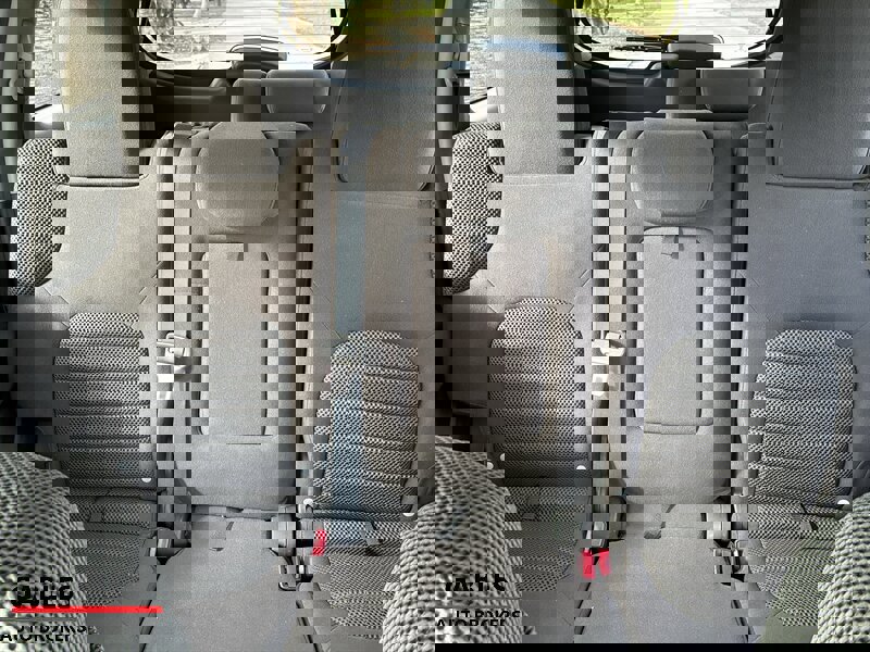 Used 2012 Nissan Pathfinder SV image 20