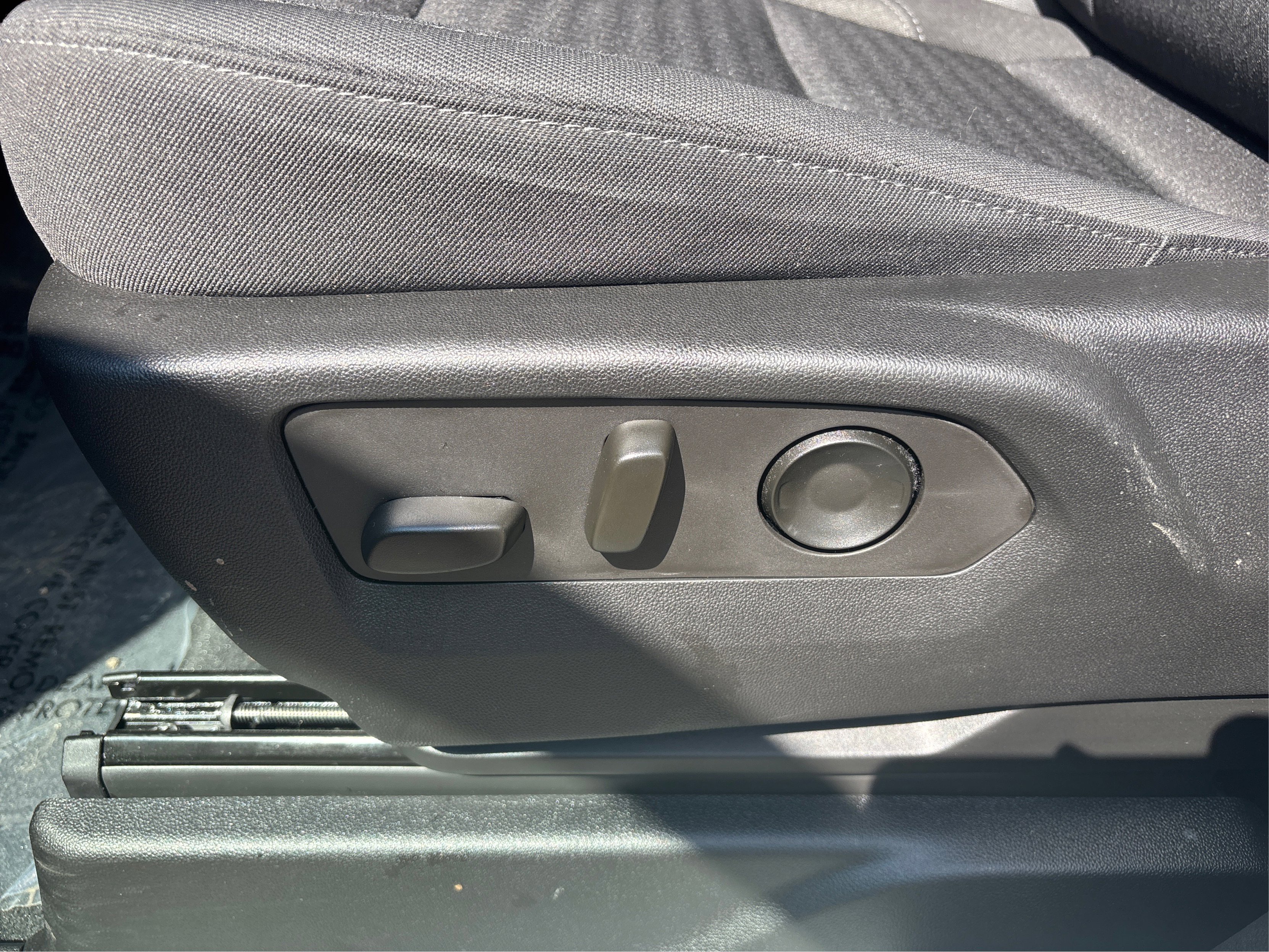 Used 2023 Chevrolet Suburban LS image 63