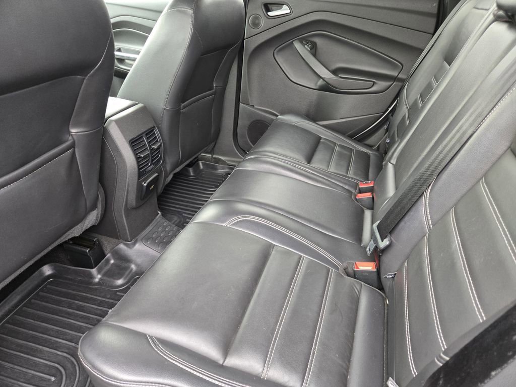 Used 2018 Ford Escape Titanium image 19