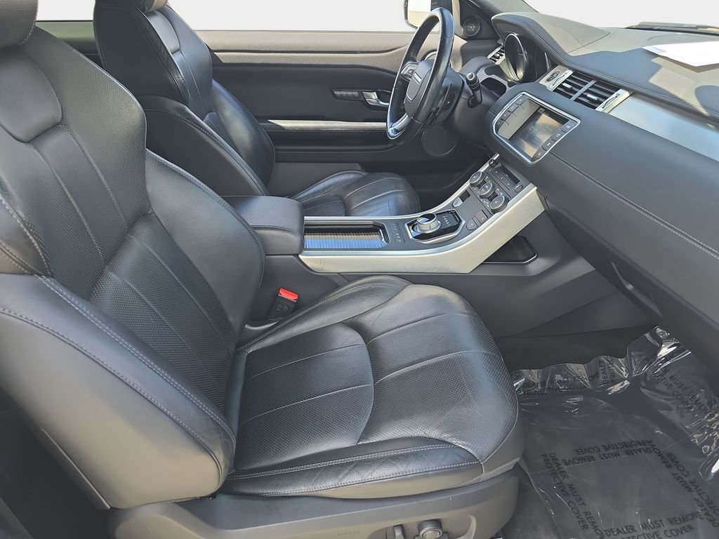 Used 2016 Land Rover Range Rover Evoque SE Premium image 12