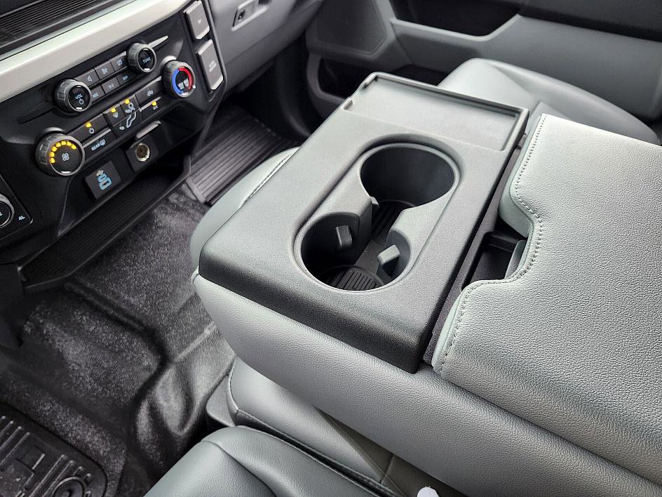 New 2024 Ford F550 4x4 Crew Cab Super Duty image 25