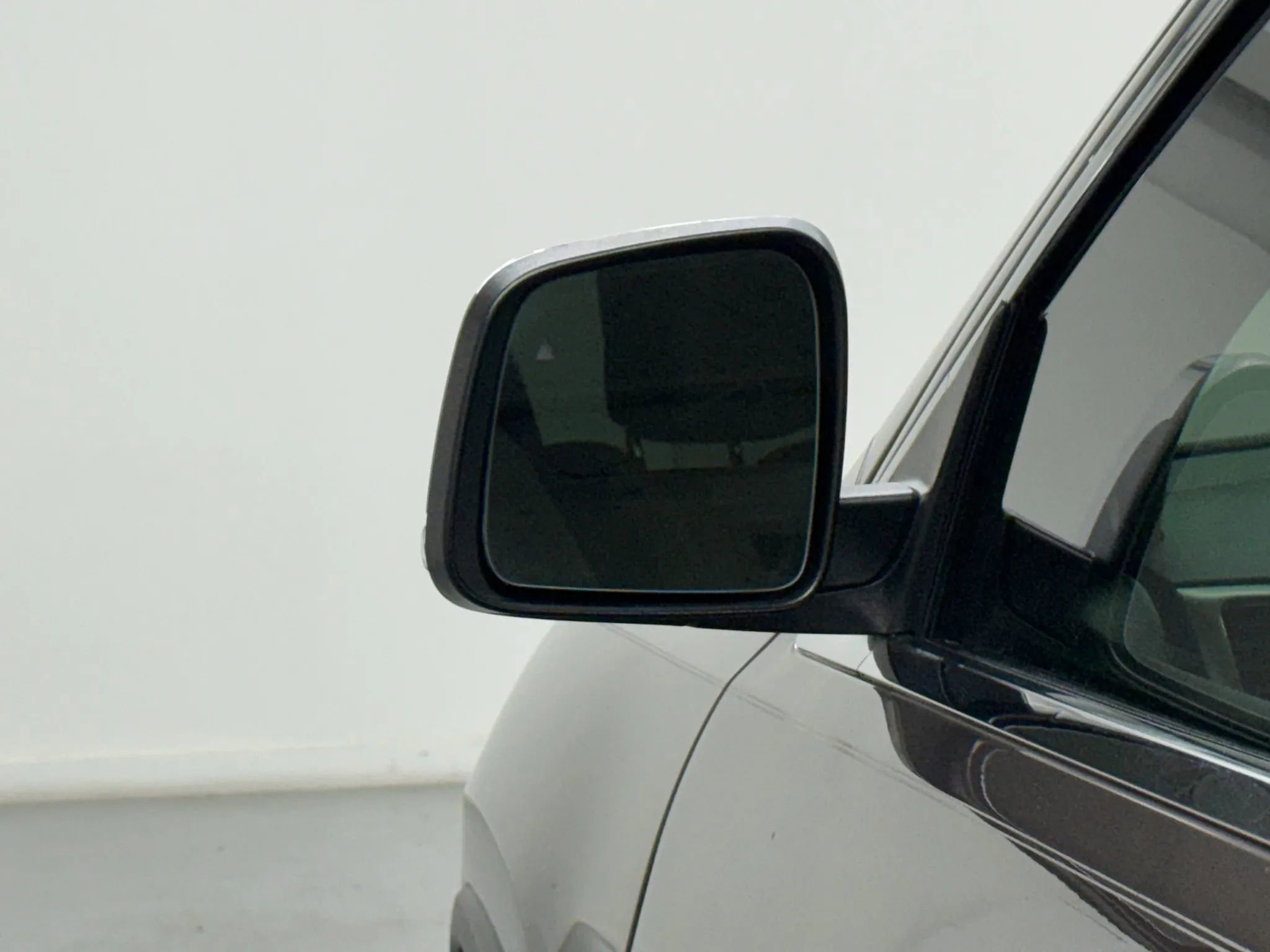 Used 2017 Jeep Grand Cherokee Limited RWD image 43