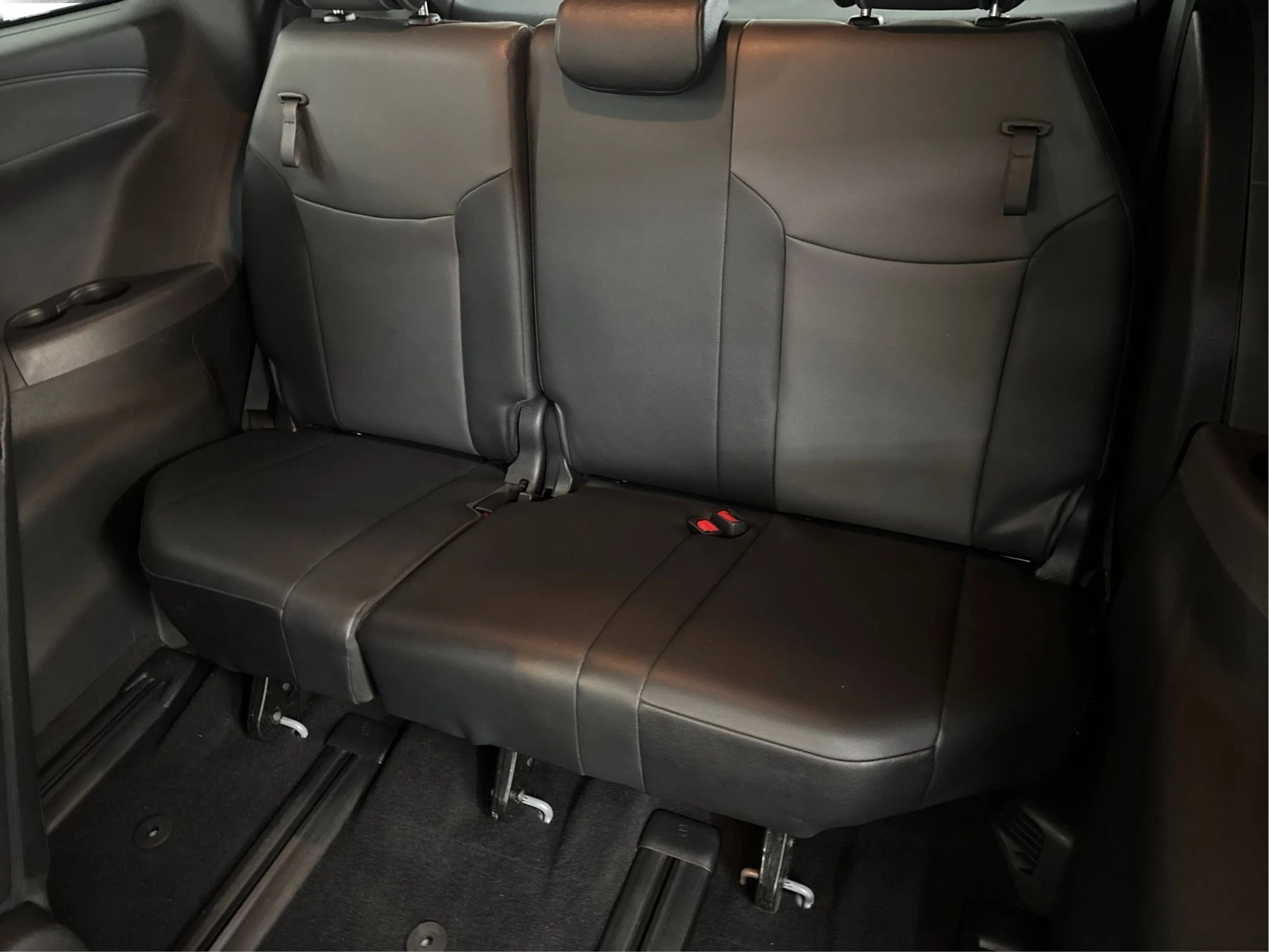 Used 2021 Toyota Sienna XSE w/ XSE Plus Package AWD/4WD image 44