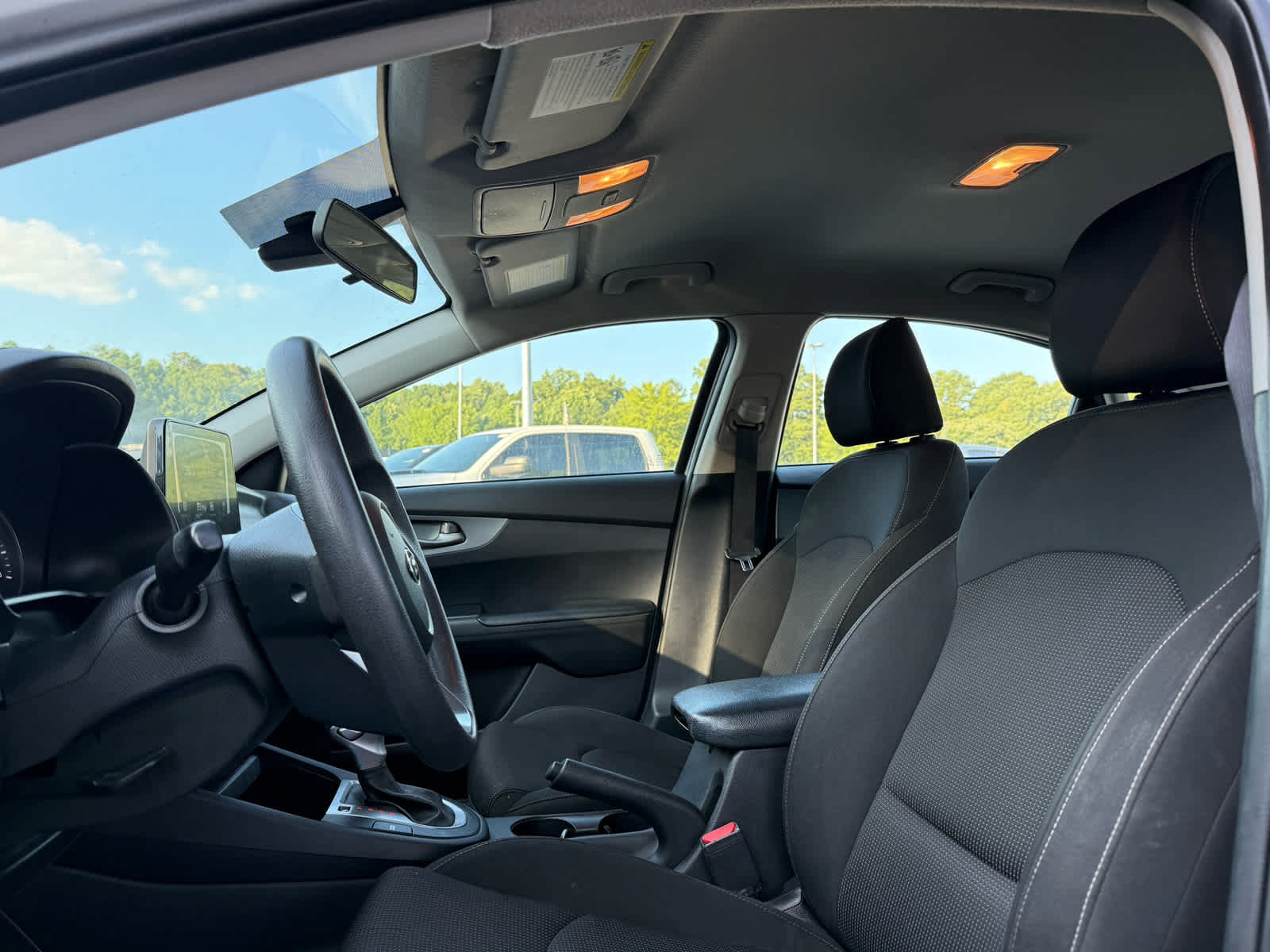 Used 2021 Kia Forte LXS FWD image 23