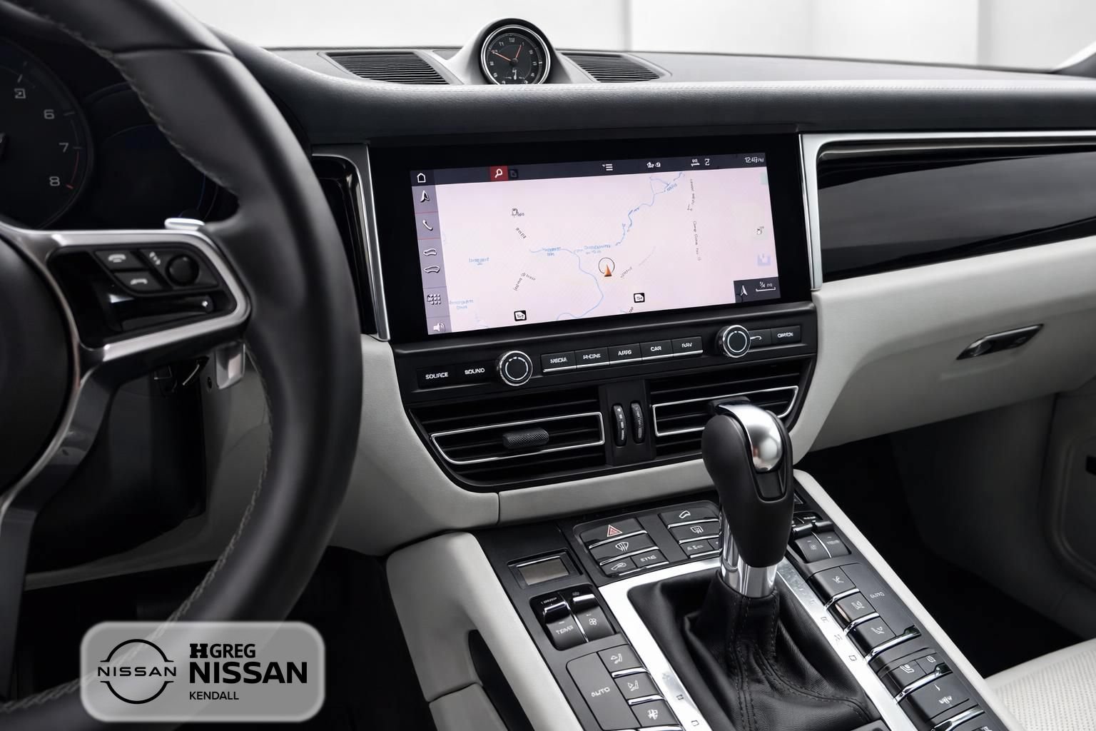 Used 2020 Porsche Macan S AWD/4WD image 7