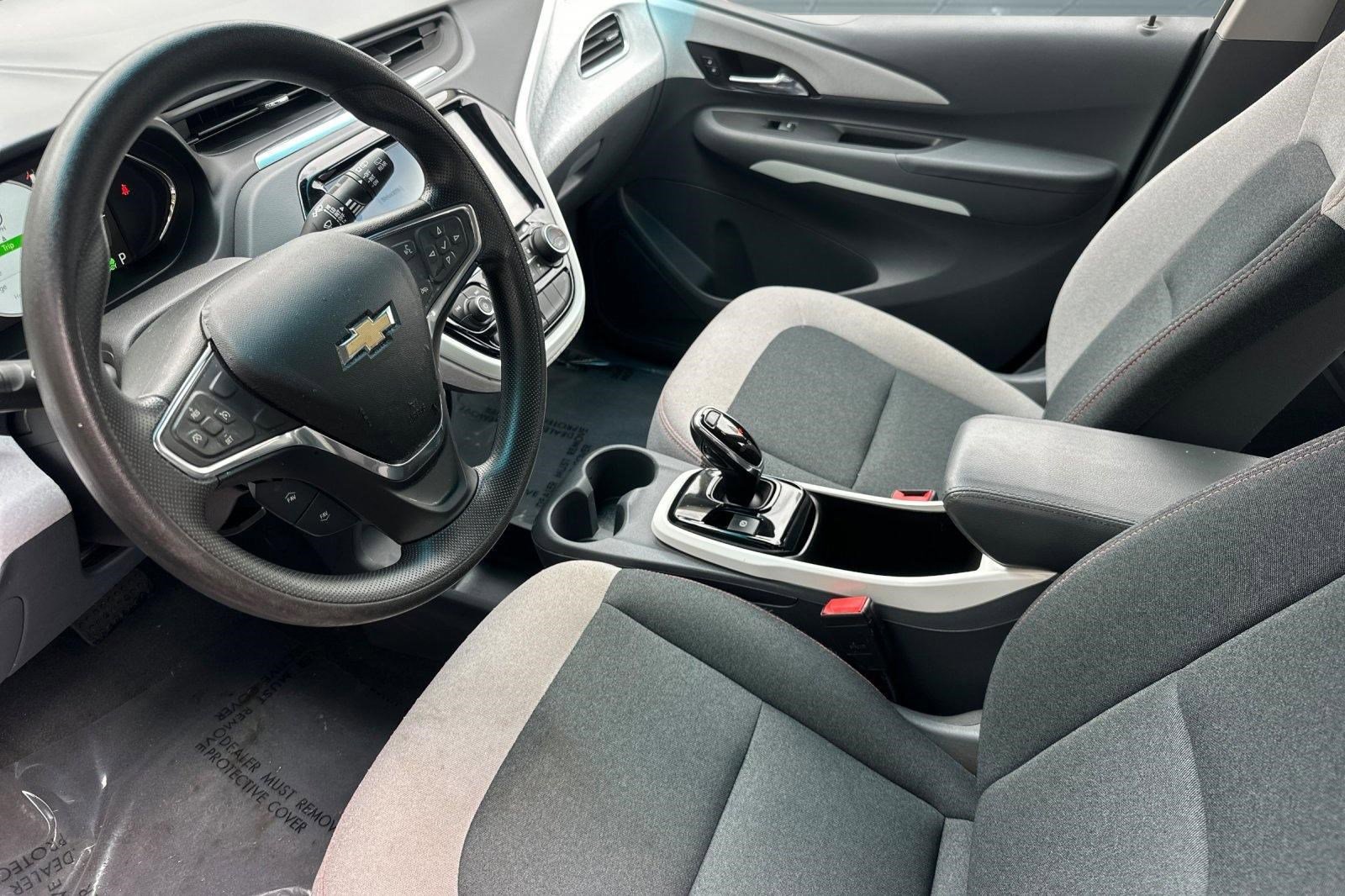 Used 2020 Chevrolet Bolt LT image 4