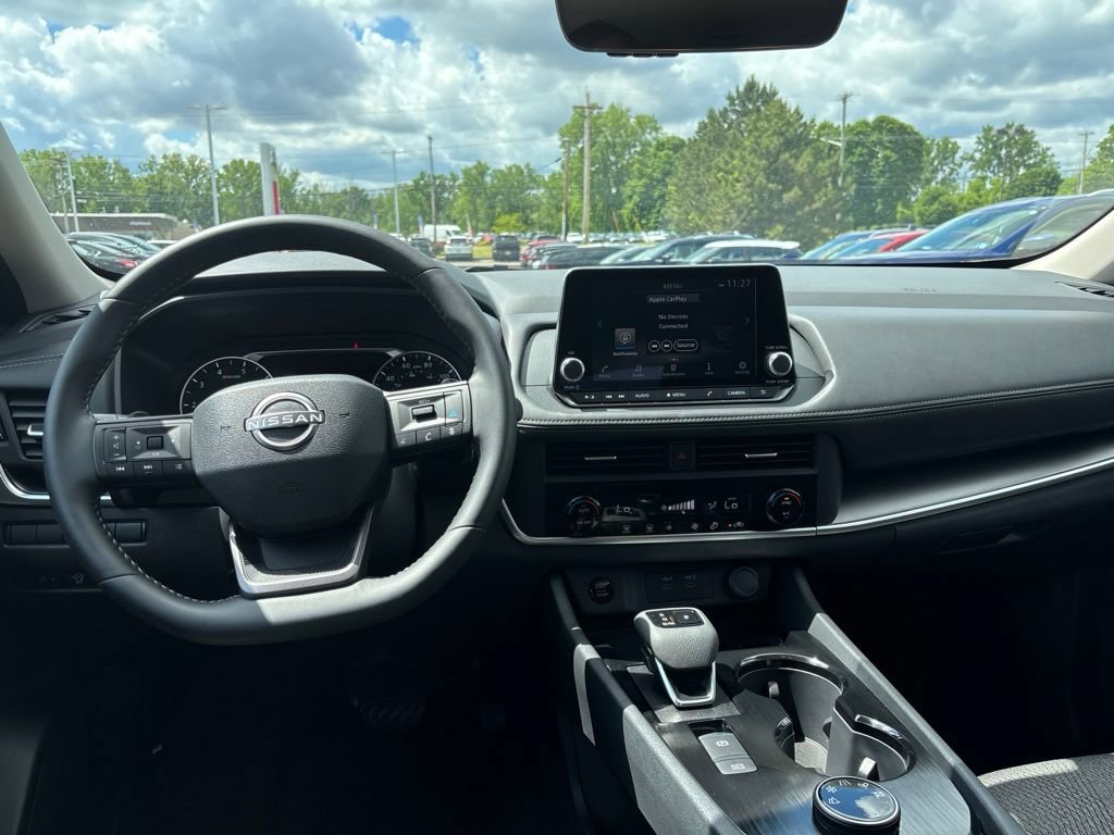Certified 2026 Nissan Rogue SV AWD/4WD image 20