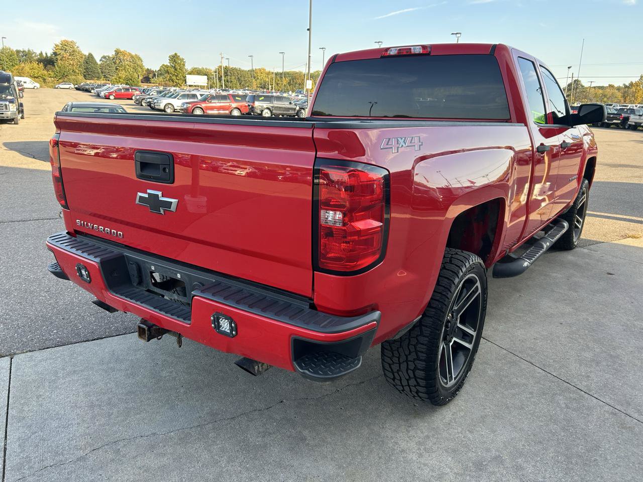 Used 2018 Chevrolet Silverado 1500 Custom w/ LPO, Black Pack AWD/4WD image 5